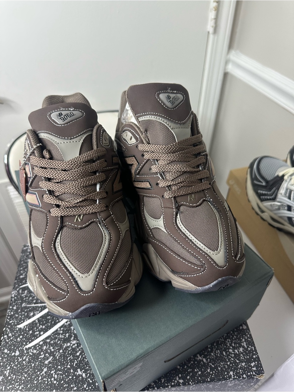 New Balance 9060 Men's Brown & Taupe Chunky Sneakers - Picture 3 of 5